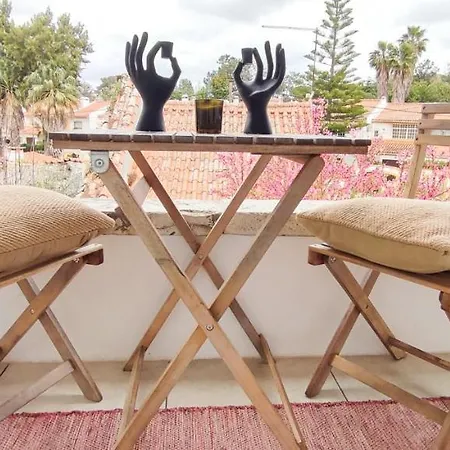 A Casa Dos Candeeiros *